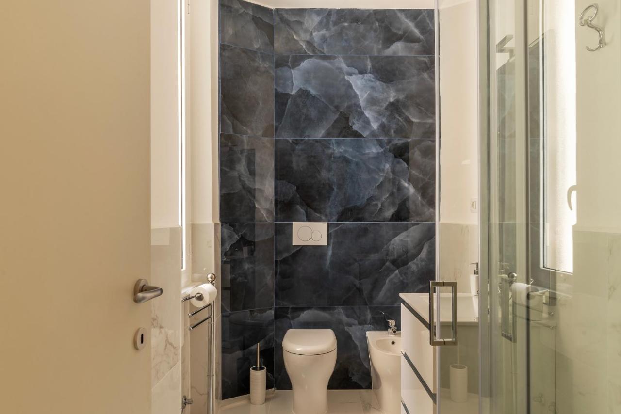 Functional - Piazza Re Di Apartamento *
